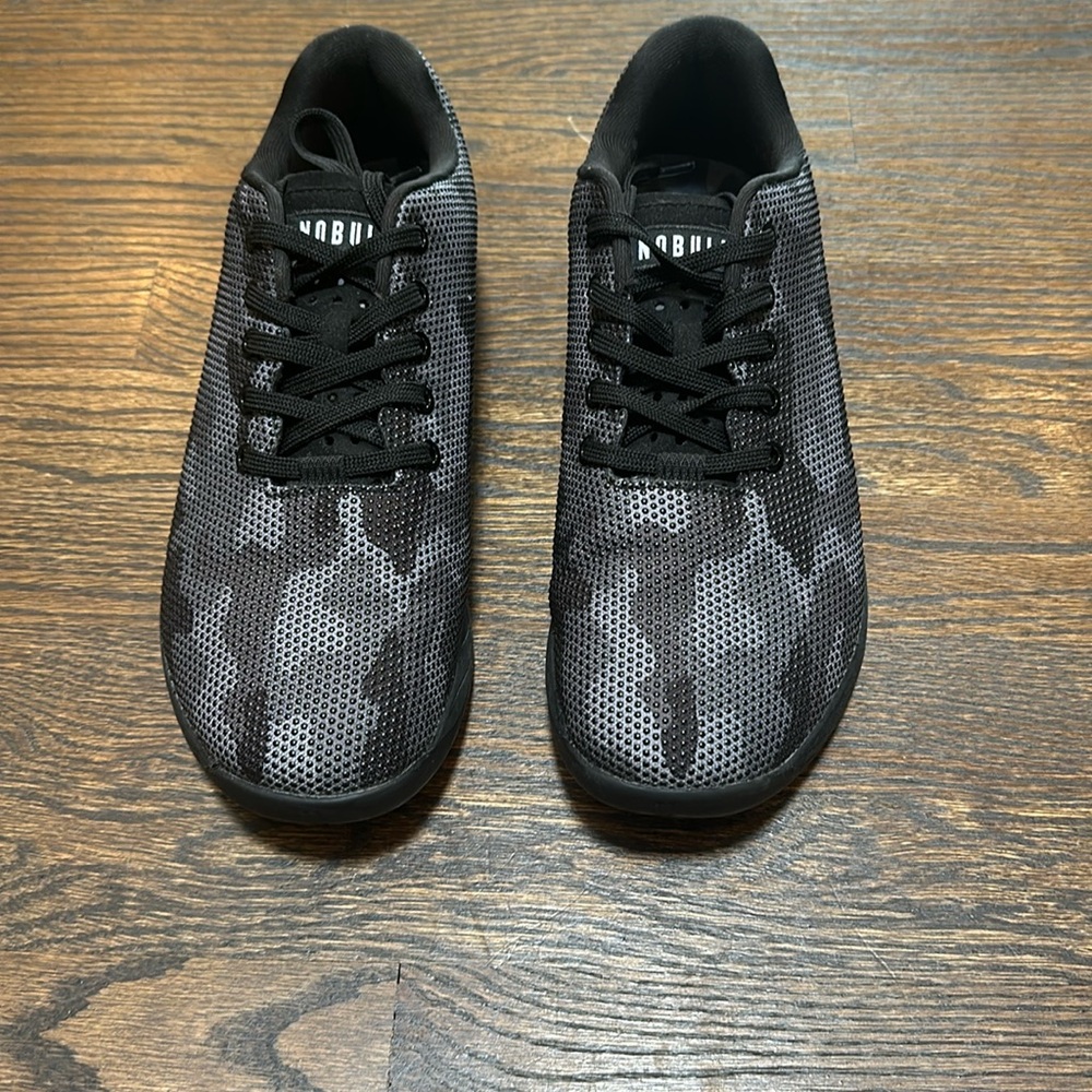 No Bull Men’s size 10M shoes